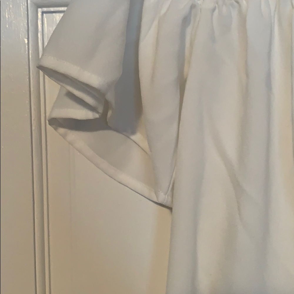 White off the shoulder blouse - Picture 3 of 4
